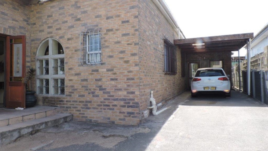 3 Bedroom Property for Sale in Glenlilly Western Cape